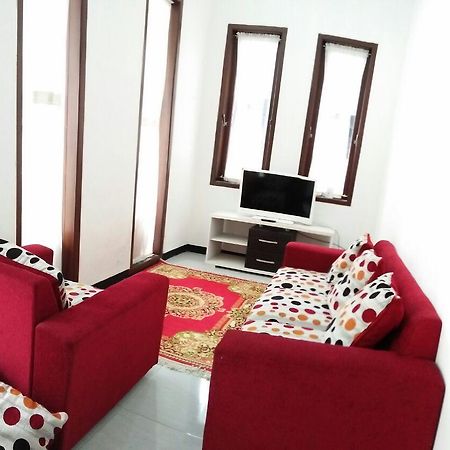 Auberge de jeunesse Omah Etan Batu à Batu  Extérieur photo