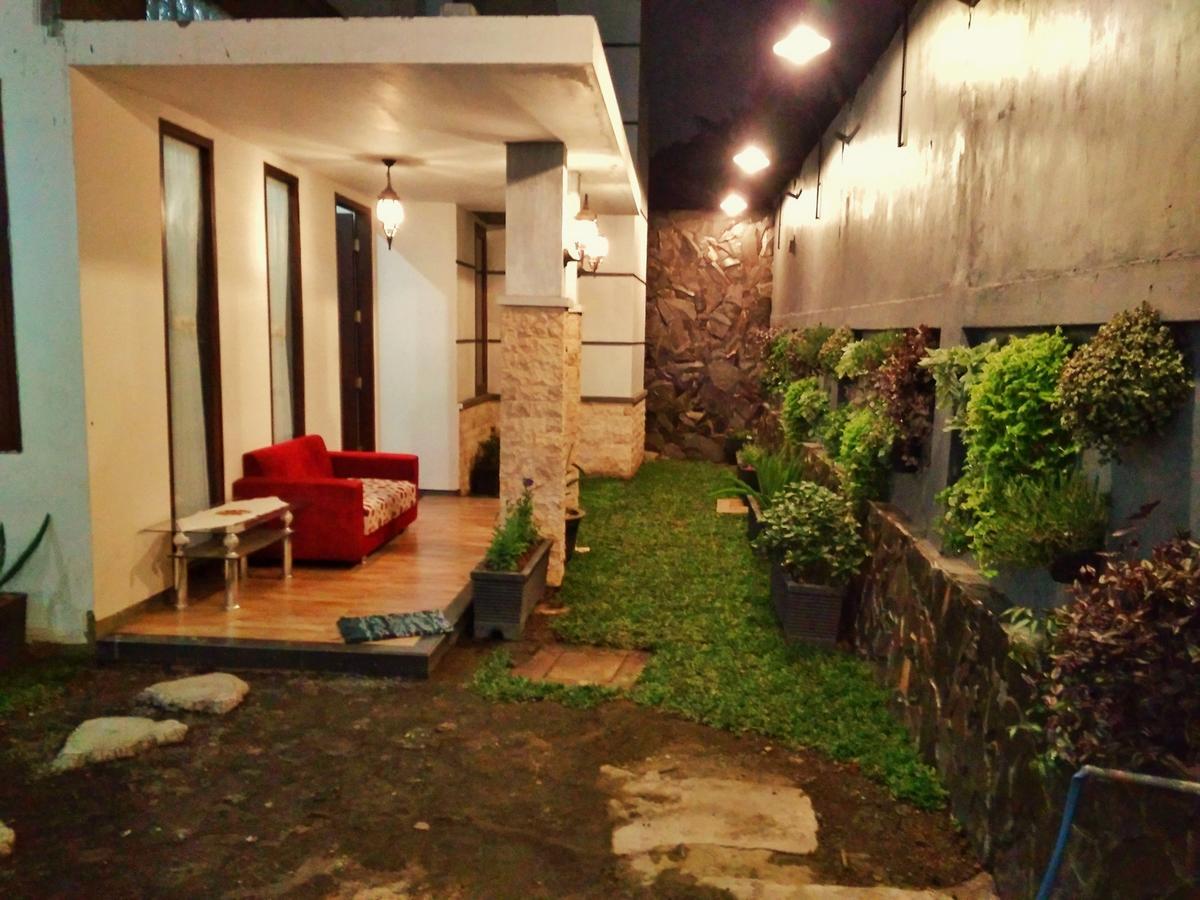 Auberge de jeunesse Omah Etan Batu à Batu  Extérieur photo